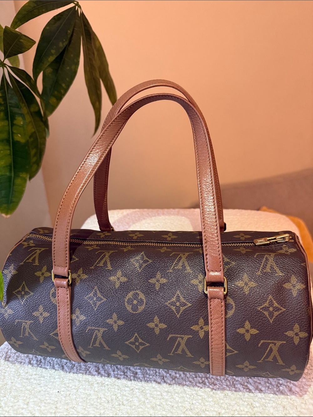 Authentic Louis Vuitton Papillon 30 Louis Vuitton Monogram COA INCLUDED